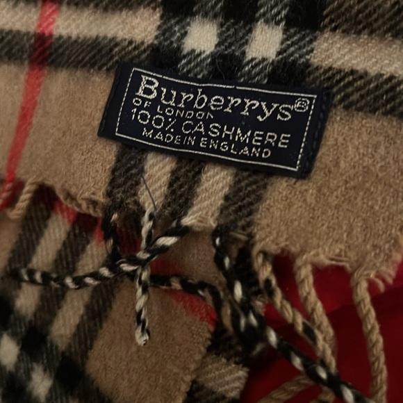 Burberry used scarf - authentic 100% cashmere - Picture 2 of 12